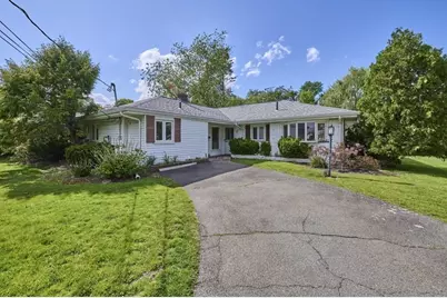 51 Pratt  Drive, Newton, MA 02465 - Photo 11