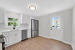 56 Glenwood St, Ludlow, MA 01056 - Photo 15