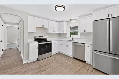 56 Glenwood St, Ludlow, MA 01056 - Photo 13
