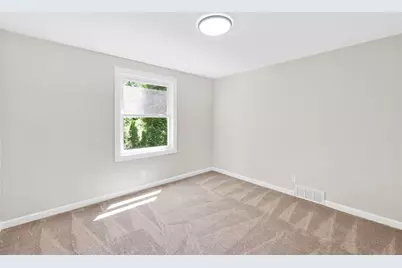56 Glenwood St, Ludlow, MA 01056 - Photo 21