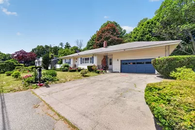 41 Rockland St, Brockton, MA 02301 - Photo 3