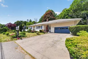 41 Rockland St, Brockton, MA 02301 - Photo 3