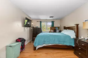 35 Longworth Ave, Brockton, MA 02301 - Photo 5