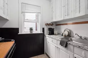 12 Douglas Ave, Somerville, MA 02145 - Photo 5