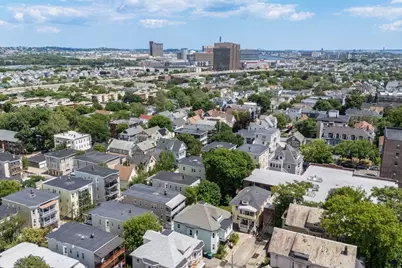 12 Douglas Ave, Somerville, MA 02145 - Photo 15