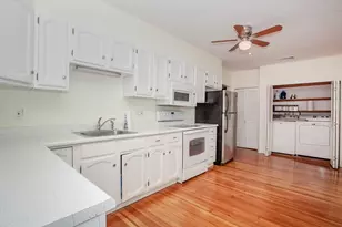 18 Cottage St, Medford, MA 02155 - Photo 5