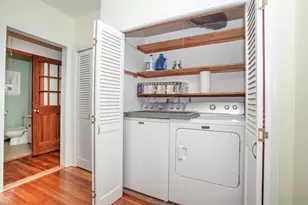 18 Cottage St, Medford, MA 02155 - Photo 15