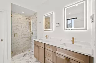 27 Shepard St, Boston, MA 02135 - Photo 33