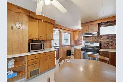 11-13 Brookfield St, Boston, MA 02131 - Photo 9