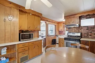 11-13 Brookfield St, Boston, MA 02131 - Photo 9