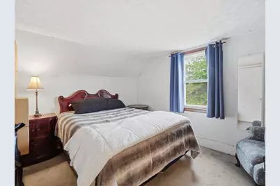 11-13 Brookfield St, Boston, MA 02131 - Photo 15