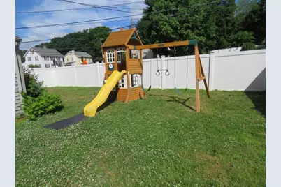 812 East St, Dedham, MA 02026 - Photo 31