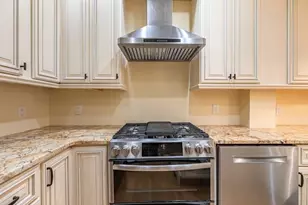 96 Webster St, Boston, MA 02128 - Photo 11
