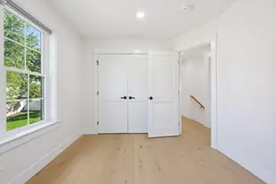 8 Vassar Dr, Milford, MA 01757 - Photo 23