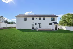 8 Vassar Dr, Milford, MA 01757 - Photo 35