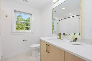 8 Vassar Dr, Milford, MA 01757 - Photo 29