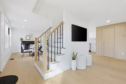 8 Vassar Dr, Milford, MA 01757 - Photo 11