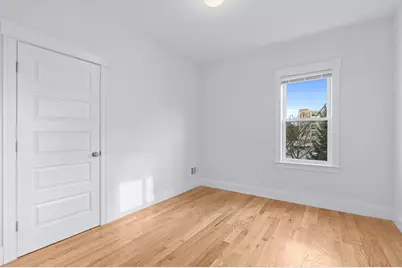 8 Roach St, Boston, MA 02125 - Photo 5