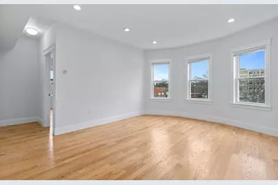 8 Roach St, Boston, MA 02125 - Photo 13