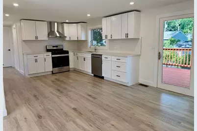37 Karen Street, Lowell, MA 01851 - Photo 3