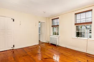20 Darling St, Marblehead, MA 01945 - Photo 13
