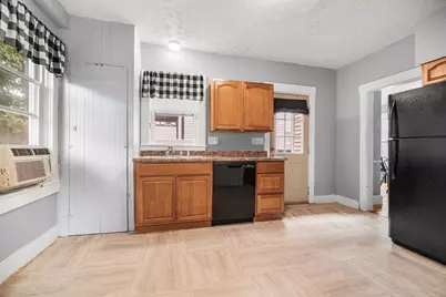 113 Cedar St, Fitchburg, MA 01420 - Photo 11