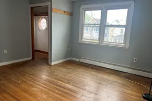 35 Pearl Ave, Winthrop, MA 02152 - Photo 9