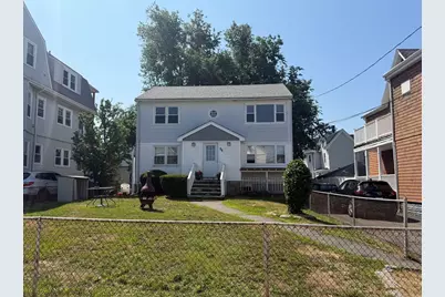 35 Pearl Ave #2, Winthrop, MA 02152 - Photo 1