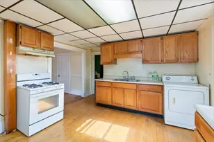 98 Webster St, Haverhill, MA 01830 - Photo 25