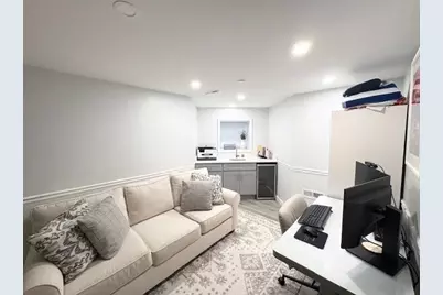 242 R Broadway #1, Somerville, MA 02145 - Photo 21