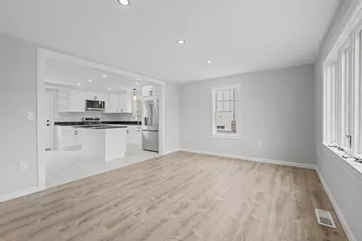 298 King St, Fall River, MA 02724 - Photo 19