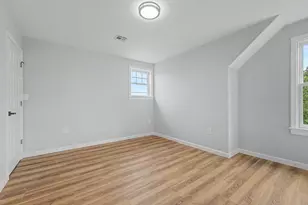 298 King St, Fall River, MA 02724 - Photo 7