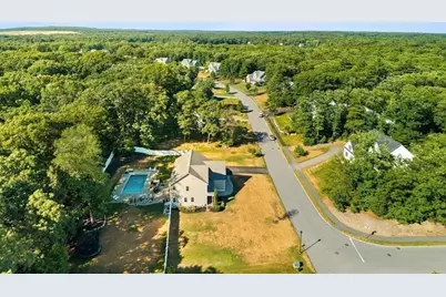 16 Coach Rd, Plainville, MA 02762 - Photo 7