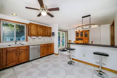 40 Azalea Dr #40, Taunton, MA 02718 - Photo 5