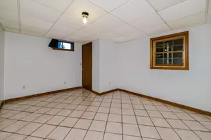 40 Azalea Dr, Taunton, MA 02718 - Photo 29