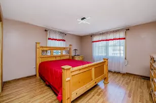 40 Azalea Dr, Taunton, MA 02718 - Photo 17