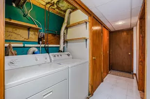 40 Azalea Dr, Taunton, MA 02718 - Photo 31
