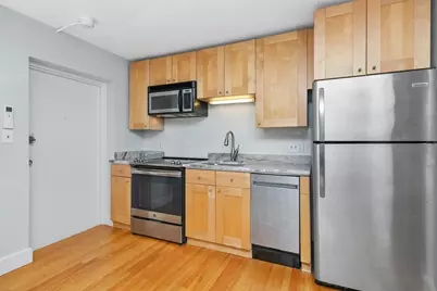 5 Walden St #2, Cambridge, MA 02140 - Photo 3