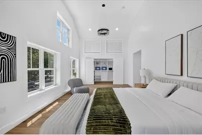 101 Hackensack Rd, Boston, MA 02467 - Photo 13