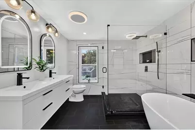 101 Hackensack Rd, Boston, MA 02467 - Photo 17