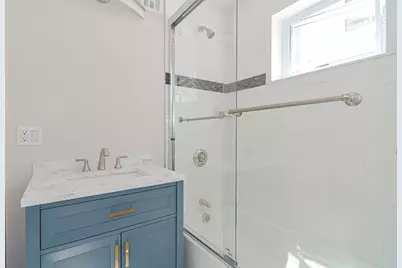 8 Melvin St #2, Somerville, MA 02145 - Photo 21