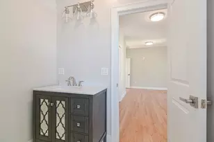 8 Melvin St, Somerville, MA 02145 - Photo 23