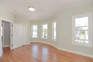 8 Melvin St, Somerville, MA 02145 - Photo 17