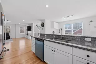 670A Burncoat St, Worcester, MA 01606 - Photo 3