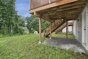 670A Burncoat St, Worcester, MA 01606 - Photo 27
