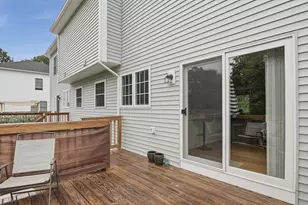 670A Burncoat St, Worcester, MA 01606 - Photo 31