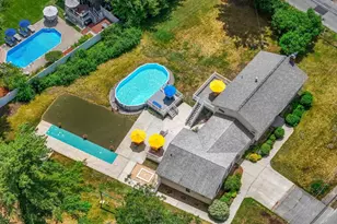 11 Barbara D Ln, Tewksbury, MA 01876 - Photo 3