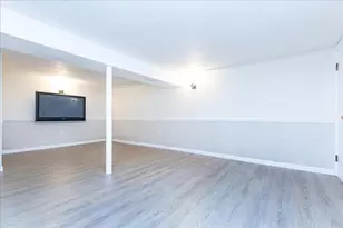 47 Cherry St, Newton, MA 02465 - Photo 25