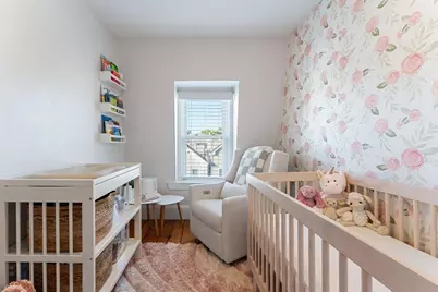 511 E 8th #2, Boston, MA 02127 - Photo 17