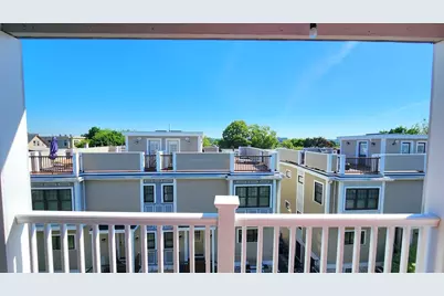 121 Heath #2, Somerville, MA 02145 - Photo 11